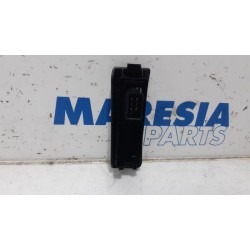 Peugeot - 207 - Switch
