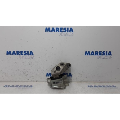 Peugeot - Boxer - Engine mount