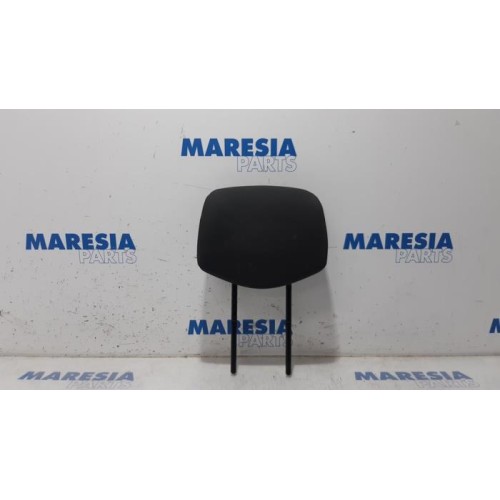 Renault - Master - Headrest