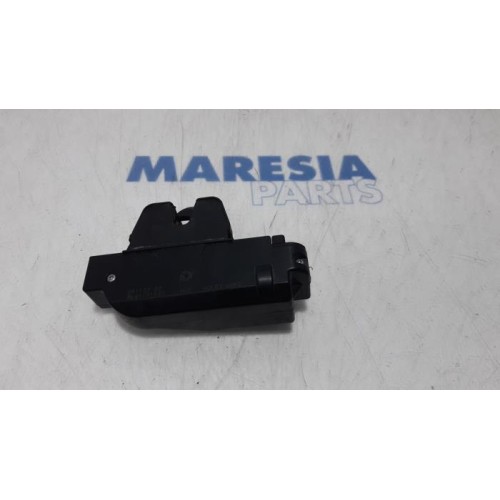 Citroen - C3 - Tailgate lock mechanism