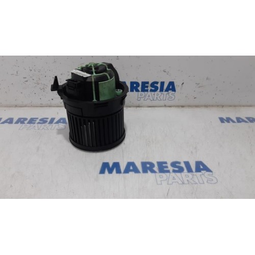 Citroen - C4 - Heating and ventilation fan motor
