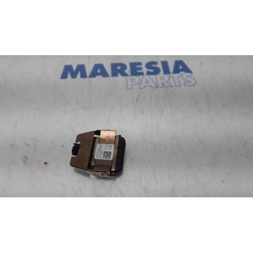 Citroen - C4 - Rain sensor