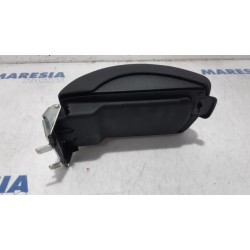 Citroen - C4 - Armrest