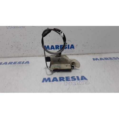 Citroen - C4 - Door lock mechanism 4-door, front left