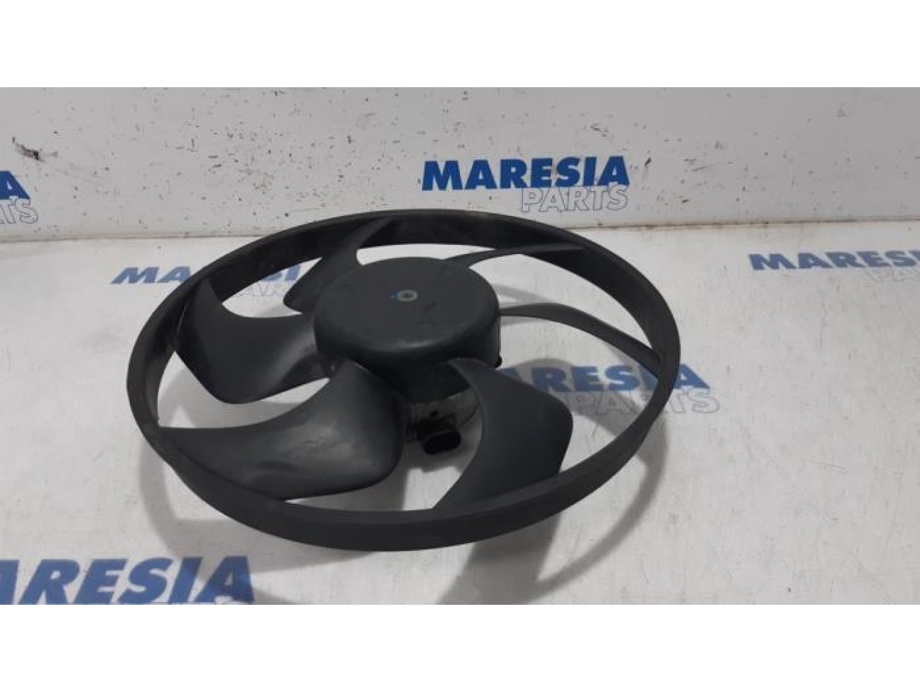 Renault - Trafic - Fan motor
