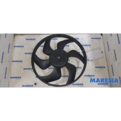 Renault - Trafic - Fan motor