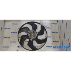 Renault - Trafic - Fan motor