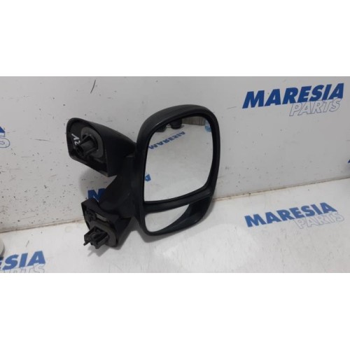 Renault - Trafic - Wing mirror, right
