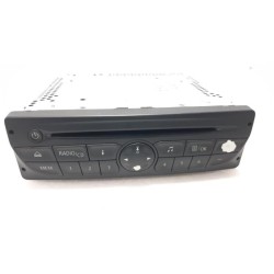 Renault - Trafic - Radio CD player