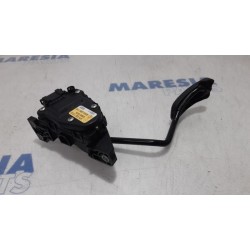 Renault - Trafic - Gaspedaalpositie Sensor