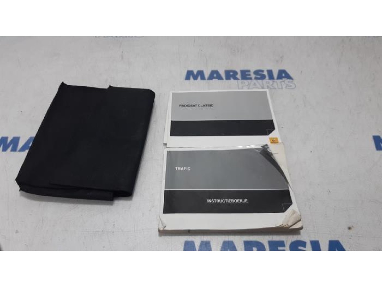 Renault - Trafic - Instruction Booklet