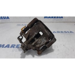 Renault - Trafic - Remklauw (Tang) links-achter