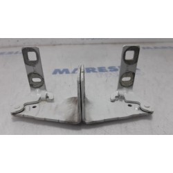 Renault - Trafic - Bonnet Hinge