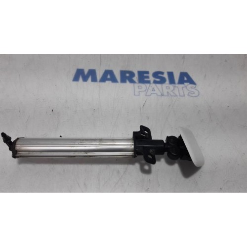 Peugeot - 308 - Headlight washer