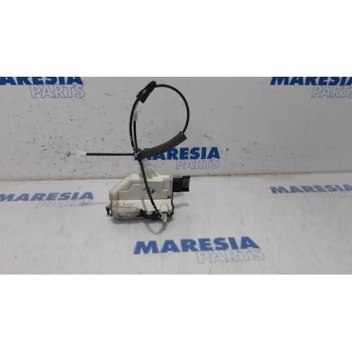 Peugeot - 308 - Front door lock mechanism 4-door, right