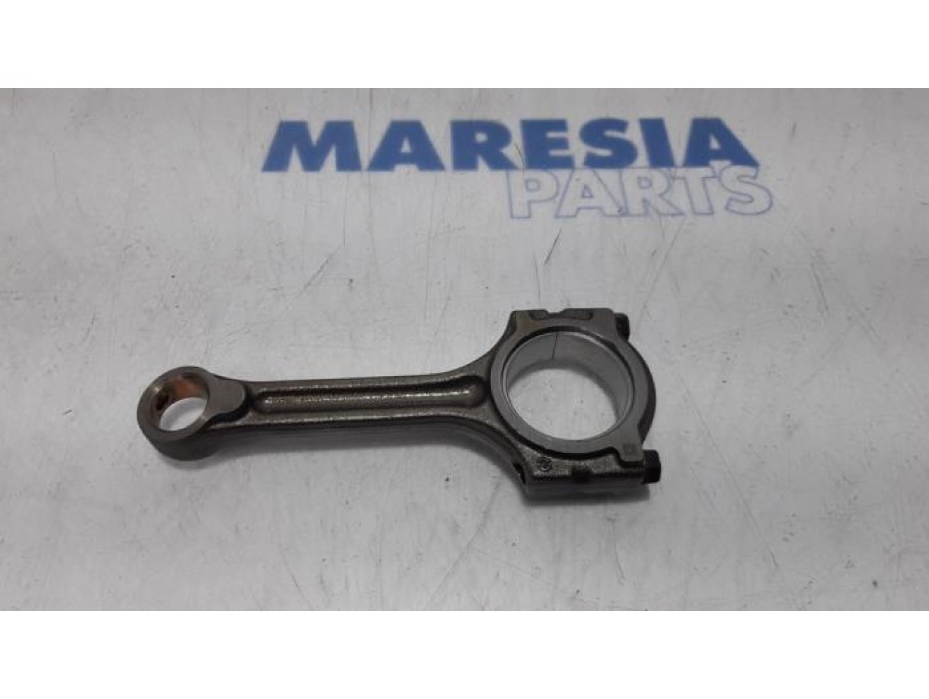 Renault - Clio - Connecting rod