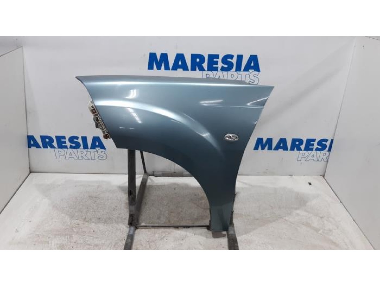 Peugeot - 4007 - Front wing, left
