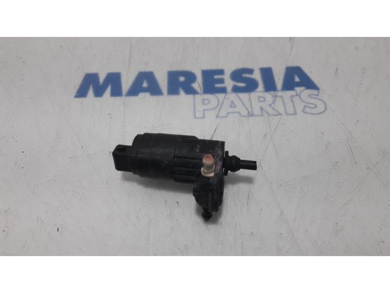 Peugeot - 4007 - Scheibensprüherpumpe vorne