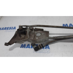 Peugeot - 4007 - Wiper mechanism