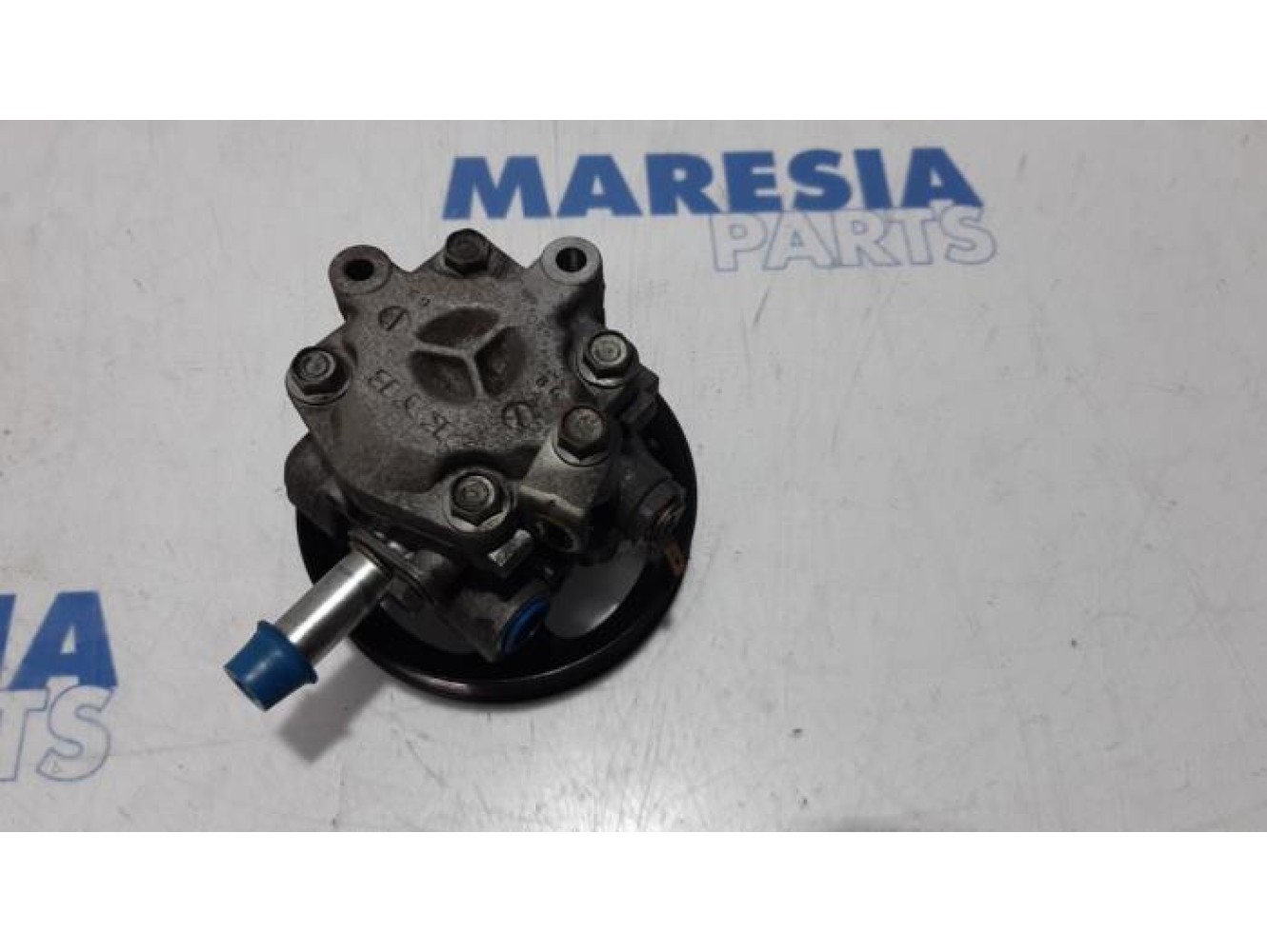 Peugeot - 4007 - Power steering pump