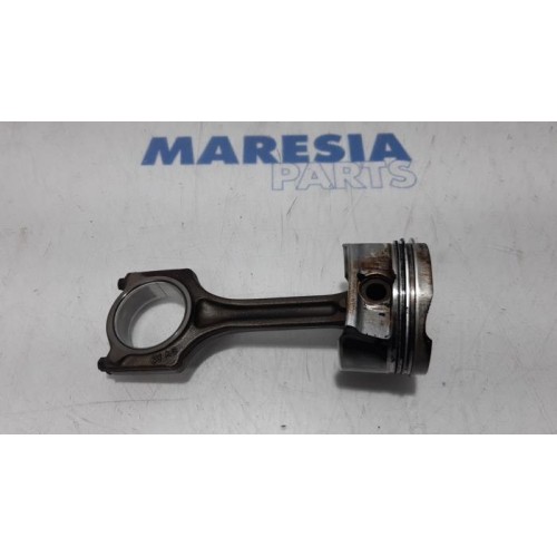 Peugeot - 207 - Piston