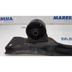 Peugeot - 4007 - Engine mount