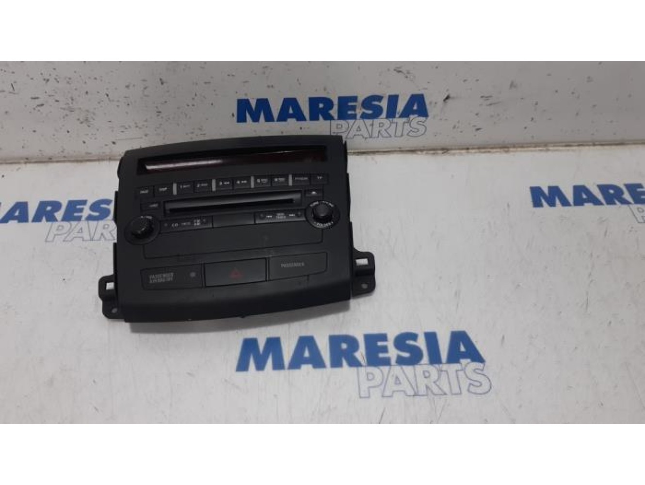 Peugeot - 4007 - Radio control panel