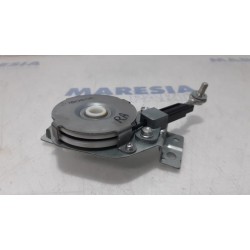 Peugeot - 4007 - Tailgate hinge
