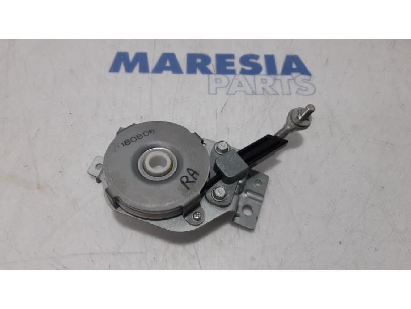 Peugeot - 4007 - Tailgate hinge