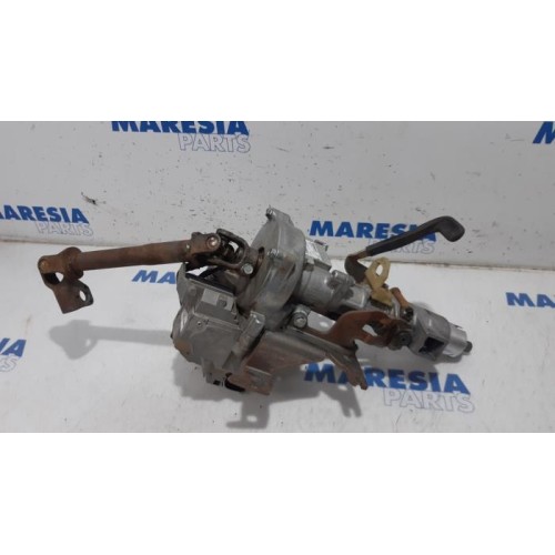 Renault - Kangoo - Steering column housing