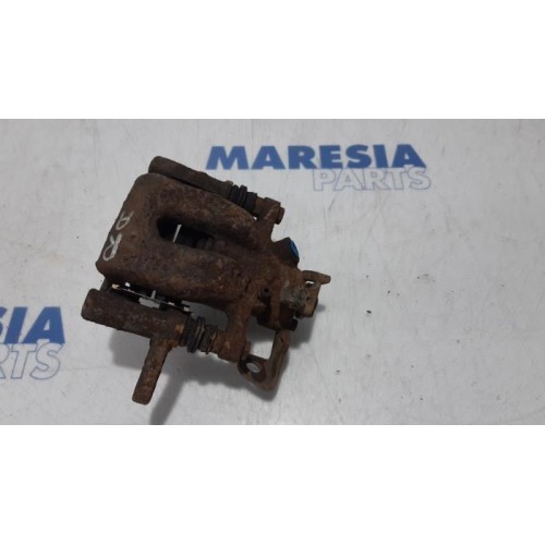 Renault - Kangoo - Rear brake calliper, right