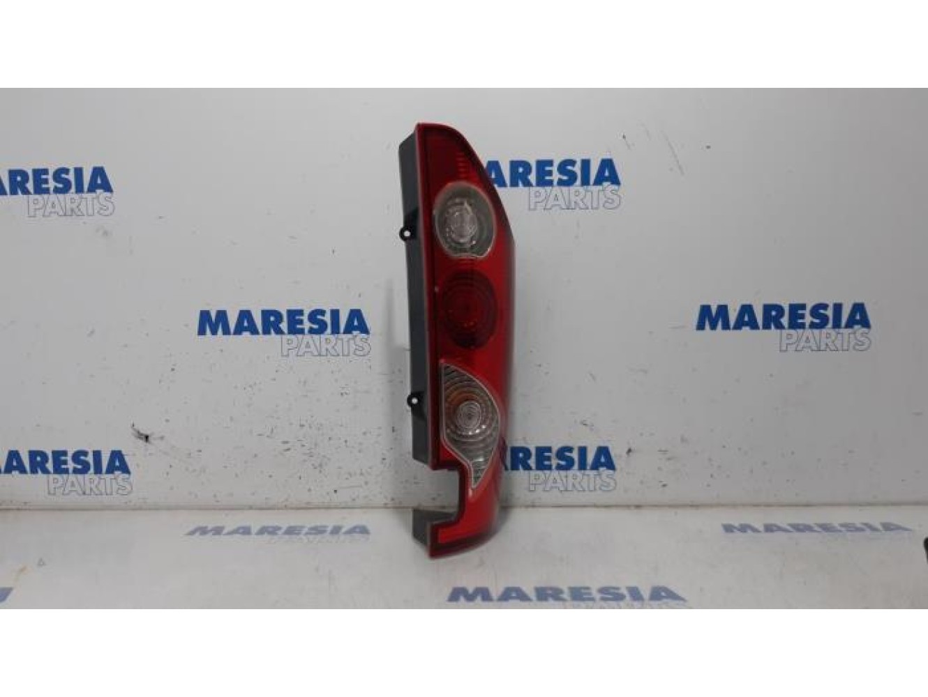Renault - Kangoo - Achterlicht links