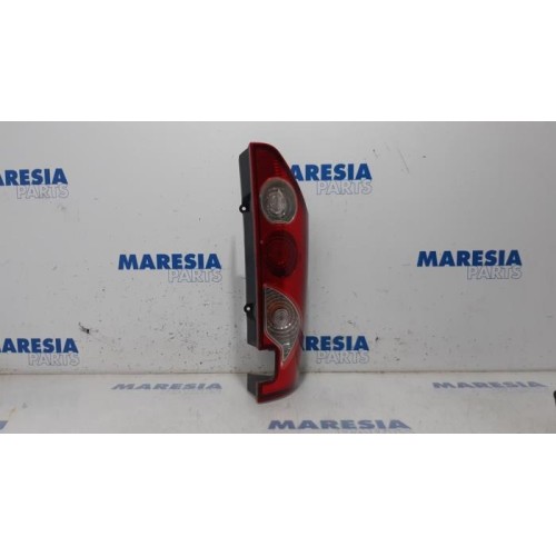 Renault - Kangoo - Taillight, left