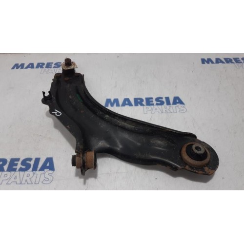 Renault - Kangoo - Front lower wishbone, right