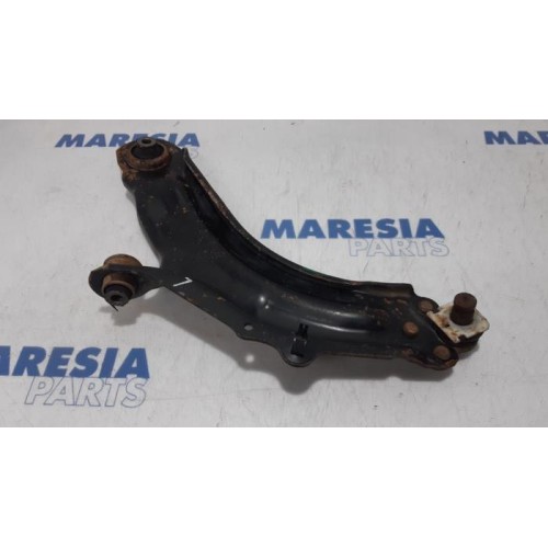Renault - Kangoo - Front lower wishbone, left