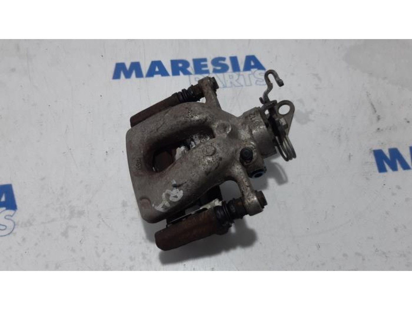 Alfa Romeo - 159 - Etrier de frein (pince) arrière droit