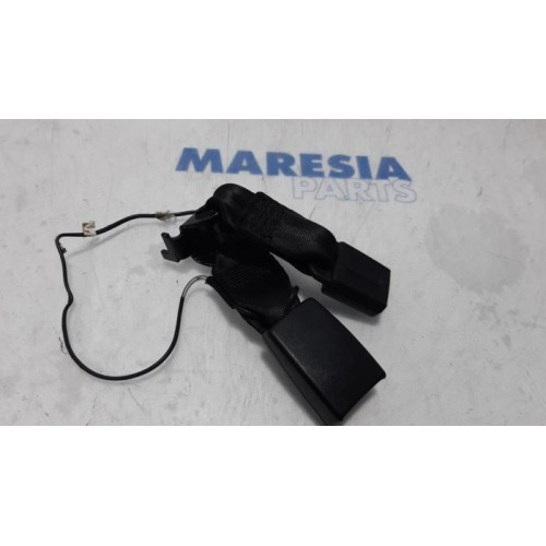 Lancia - Y(Psilon) - Rear seatbelt buckle, left