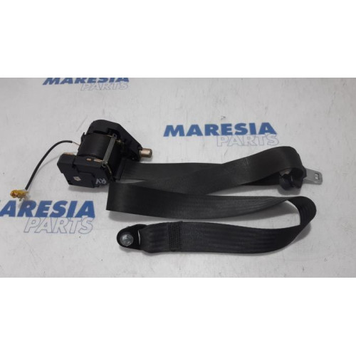 Fiat - Panda - Front seatbelt, right