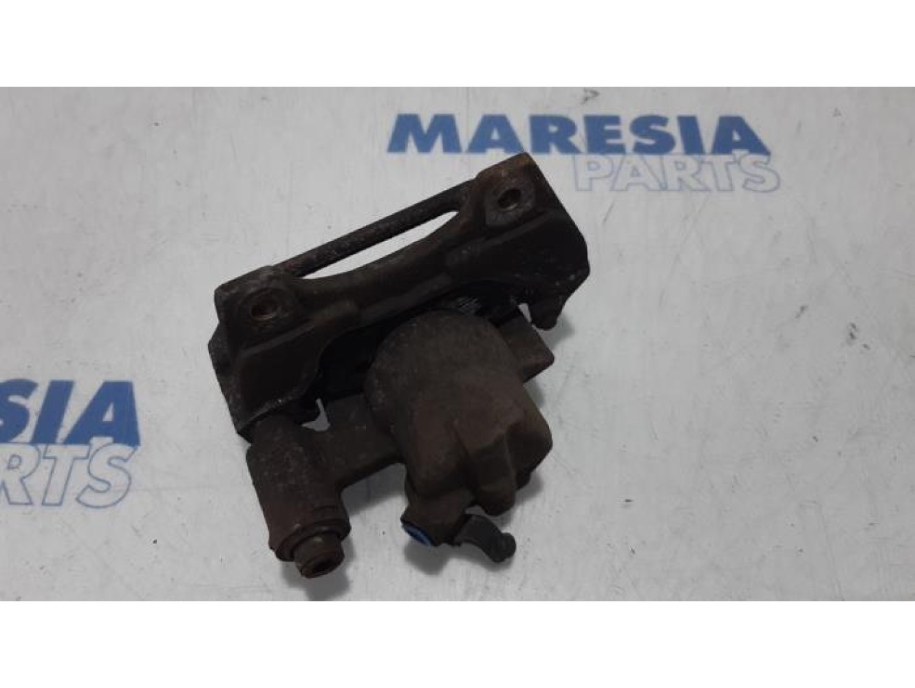 Fiat - Panda - Front brake calliper, right