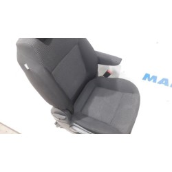 Peugeot - 5008 - Sitz rechts