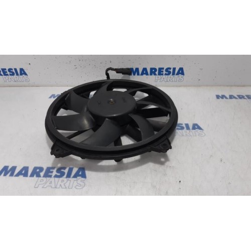 Peugeot - 5008 - Fan motor