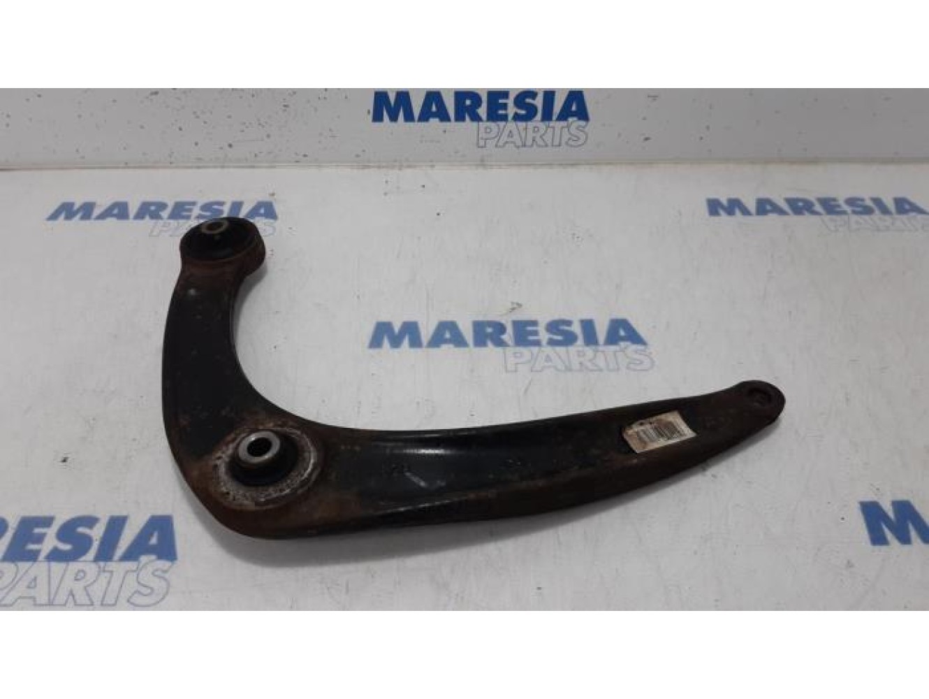 Peugeot - 5008 - Front lower wishbone, left