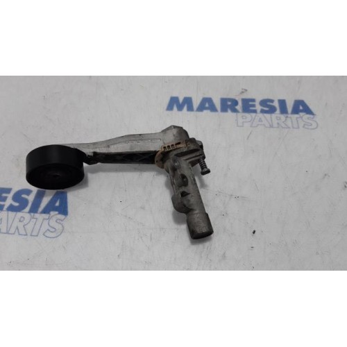 Peugeot - 5008 - Timing belt tensioner