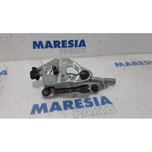 Peugeot - 5008 - Wiper mechanism