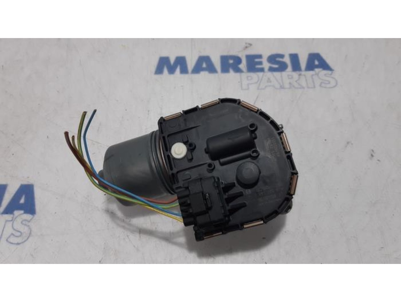 Peugeot - 5008 - Front wiper motor