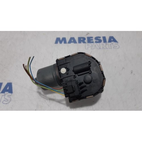 Peugeot - 5008 - Front wiper motor