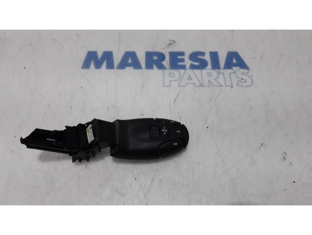 Peugeot - Expert - Commande radio volant