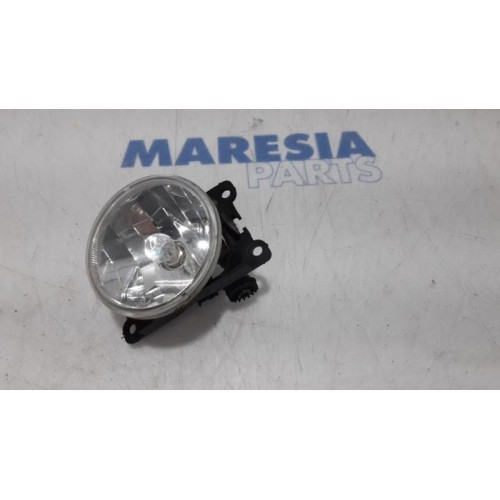 Peugeot - 5008 - Fog light, front left