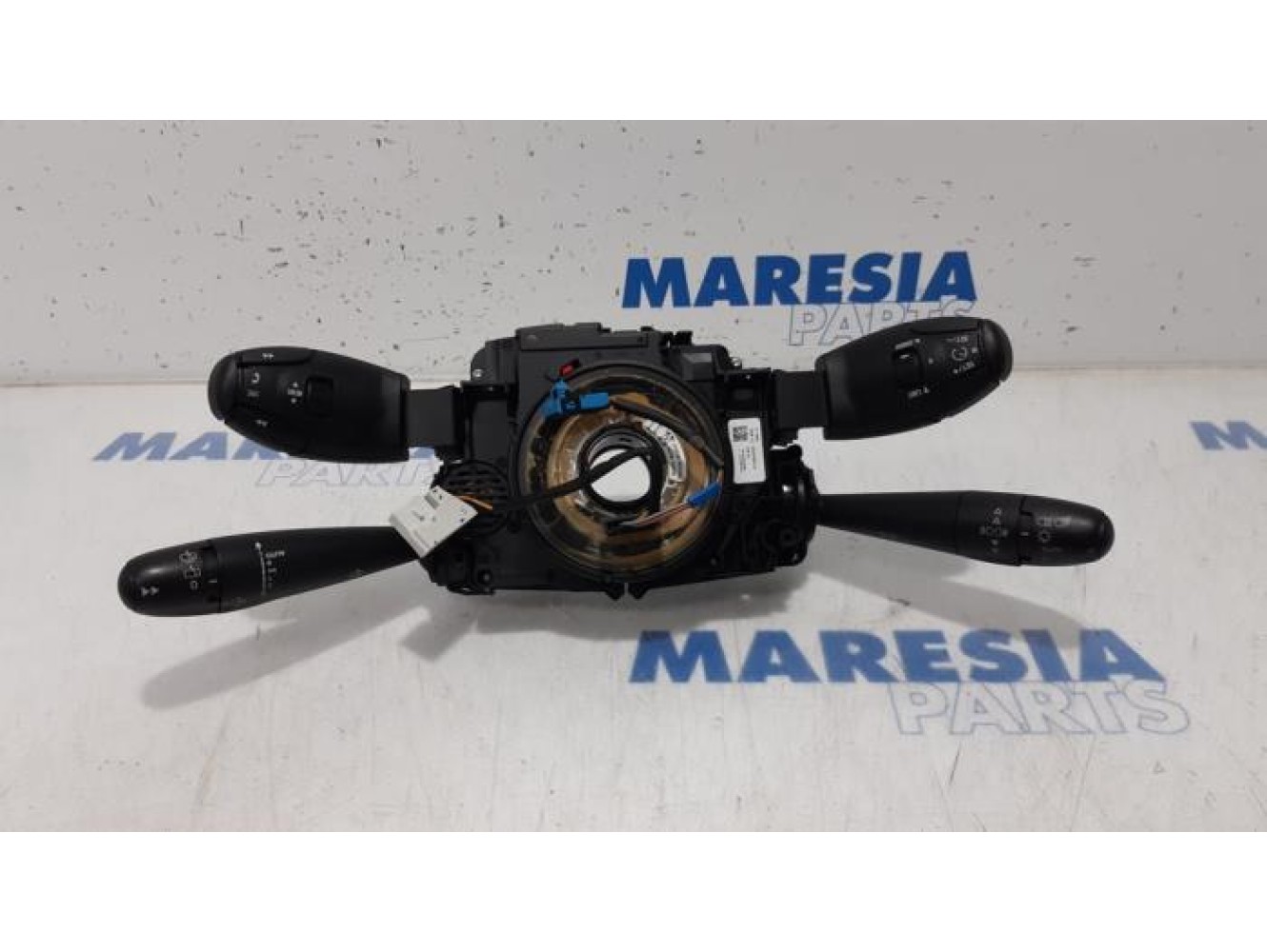 Peugeot - 5008 - Steering column stalk