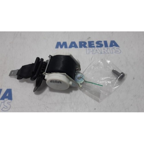 Peugeot - 5008 - Rear seatbelt, right